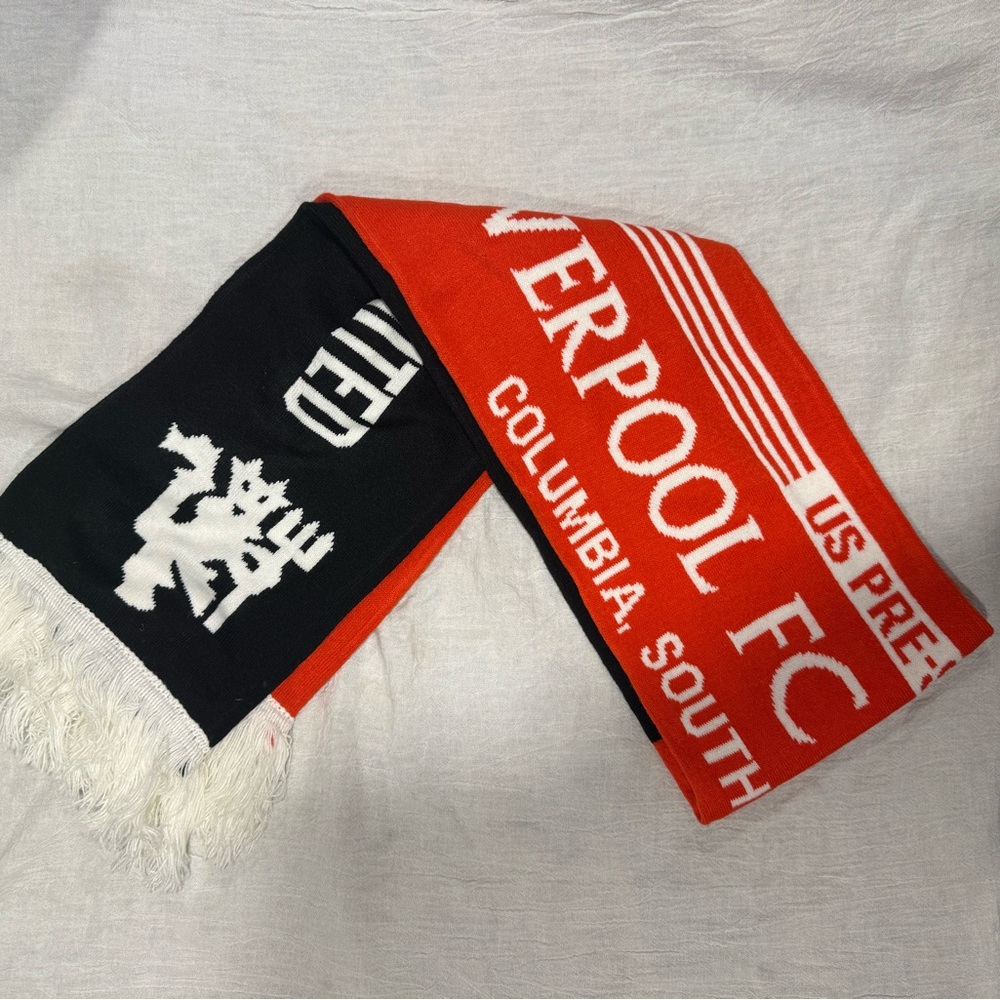Liverpool/Manchester Split FC Scarf